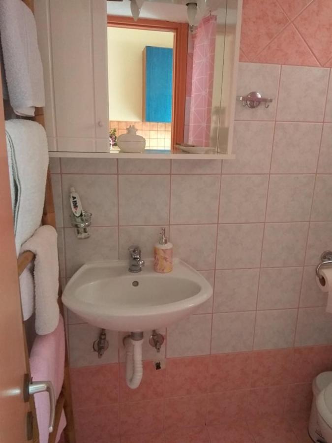 Velika Seaside Apartment Buitenkant foto